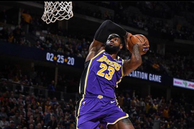 1637853647395004469.jpg kingjames_83829529_200301067827595_8204398607371520503_n.jpg